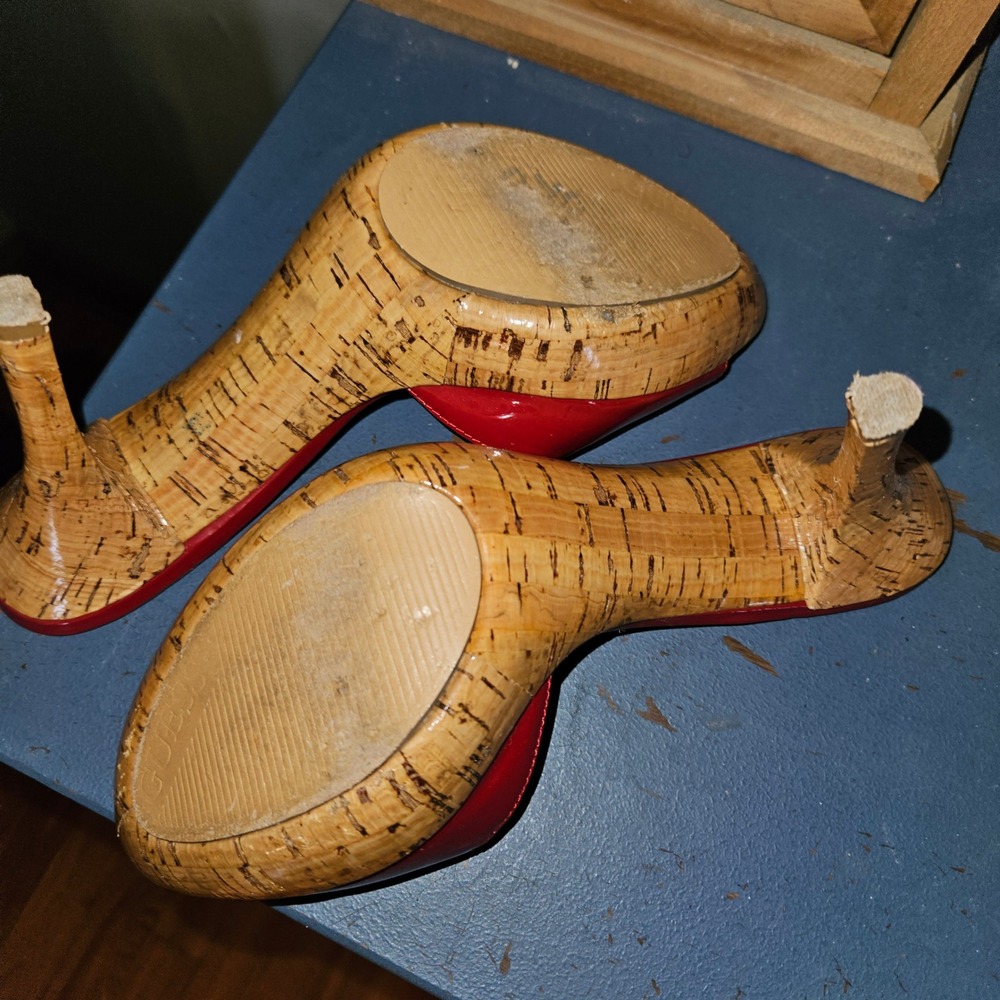 Guess Red Patent Platform Heels Size 8 – Bold Fashion Statement - Picture 11 of 11